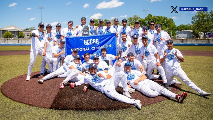 13 of Hawaii Help the Baseball Juvenile to win the national title